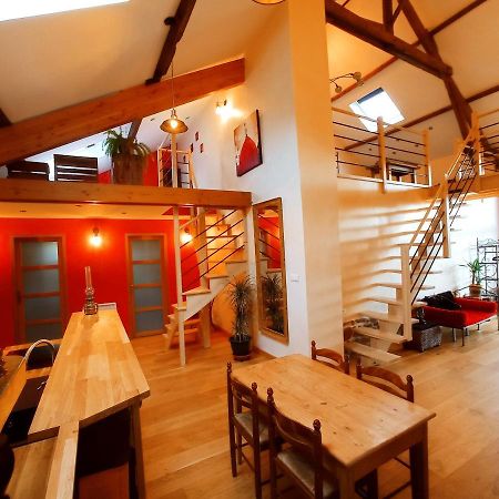 Saint-Angel  La Grange De Marie A St Angel - Magnifique Grange Renovee En Loft Pour 1 A 6 Pers 빌라 외부 사진