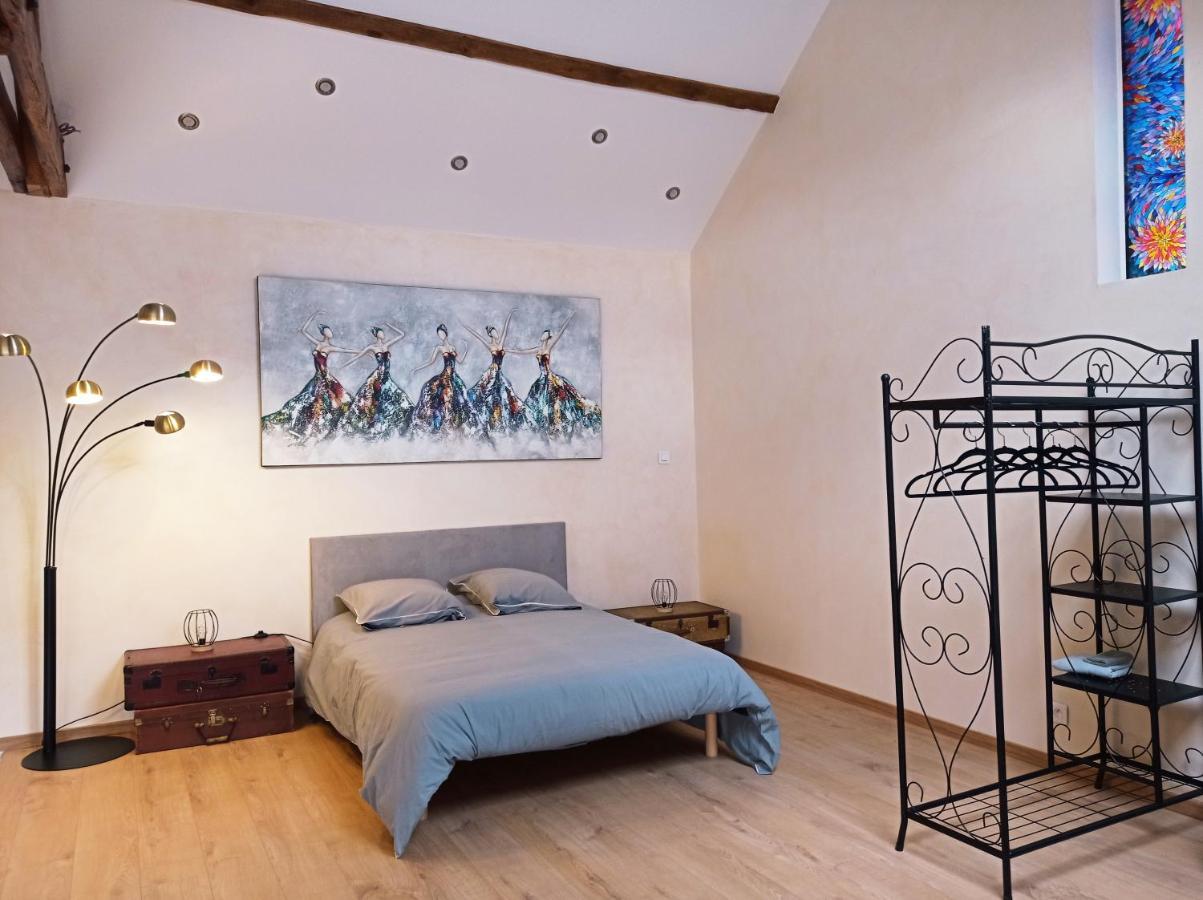Saint-Angel  La Grange De Marie A St Angel - Magnifique Grange Renovee En Loft Pour 1 A 6 Pers 빌라 외부 사진